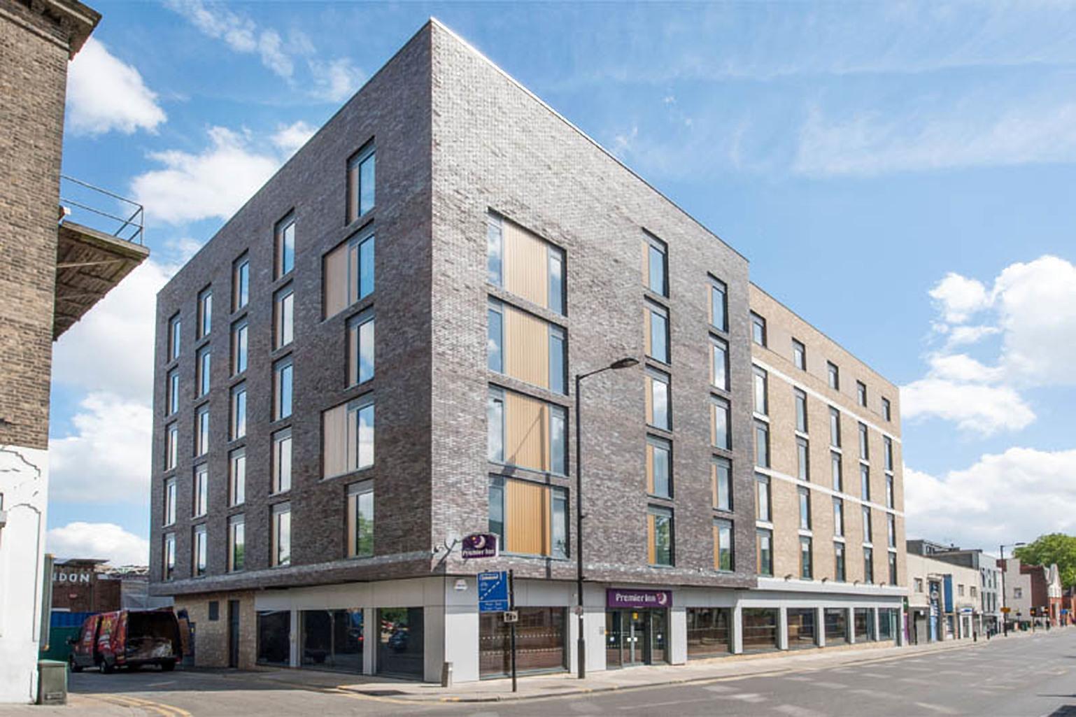Premier Inn London Hackney Ngoại thất bức ảnh