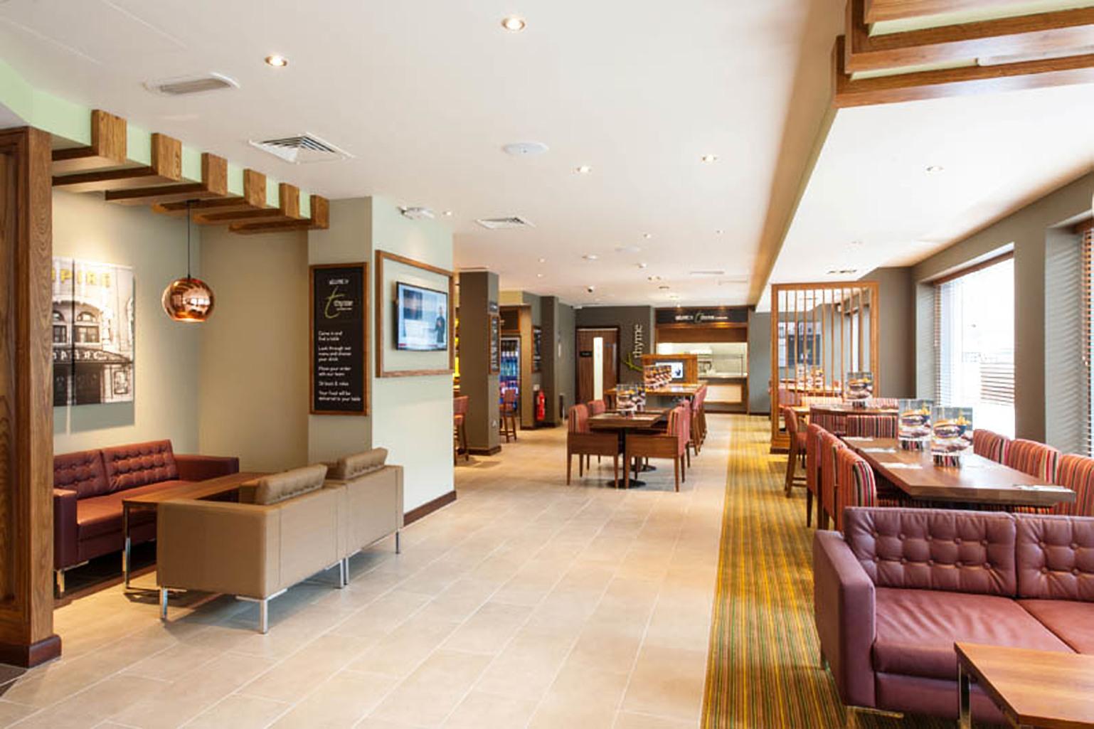 Premier Inn London Hackney Ngoại thất bức ảnh