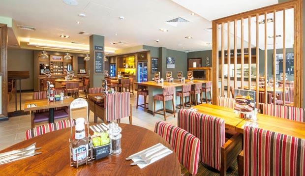 Premier Inn London Hackney Ngoại thất bức ảnh